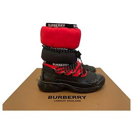 Burberry Colour-block snow boots with logo tape Red