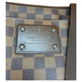 Louis Vuitton-LOUIS VUITTON Damier Ebene Brooklyn Pochette Plate Messenger Bandolera de segunda mano-Castaño