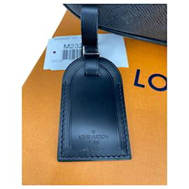 Louis Vuitton-Louis Vuitton Pegase 60 Ardoise Taiga Rolling mala de mão Bagagem pré-propriedade-Preto