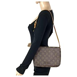 Louis Vuitton-Bolsa LOUIS VUITTON Monograma Musette Tango M51257 Bolsa de ombro de alça curta usada-Marrom