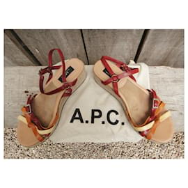 Apc-Tamanho das sandálias APC 39-Bege
