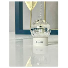 Chanel-Bola de neve de colecionador Chanel-Prata
