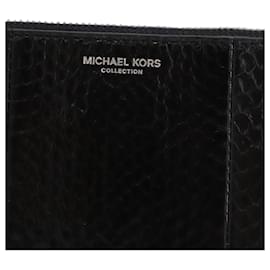 Michael Kors-Bolsa Michael Kors Bancroft em couro preto com estampa de pele de cobra-Preto