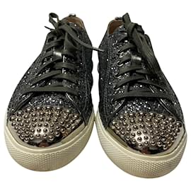 Miu Miu-Miu Miu Schnür-Sneakers mit Cap Toe und Nieten in silbernem Glitzer-Silber
