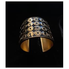 Chanel-Armbänder-Golden