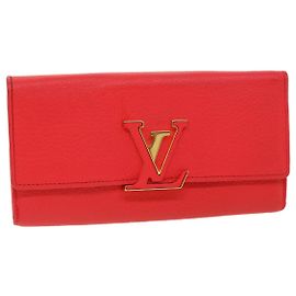 Louis Vuitton Portefeuille capucines Roja