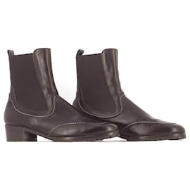 Salvatore Ferragamo-Ankle Boots / Low Boots-Black