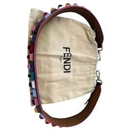 Fendi Presentes VIP Outro