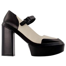 Robert Clergerie Décolleté Juna in Pelle Nera Nero