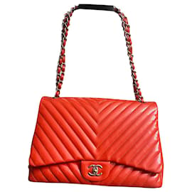 Chanel-TIMELESS-Red