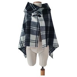 Ralph Lauren Poncho Grau Wolle Mehrfarben Grau