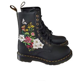 Dr. Martens 1490 Black