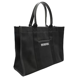 Balenciaga-Balenciaga Medium Hardware Bag in Black Canvas-Black
