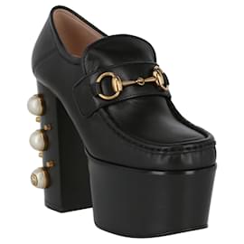 Gucci-Gucci Embellished Leather Platform Loafers-Black