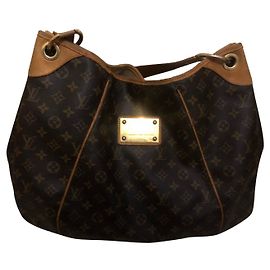 Louis Vuitton Handbag Brown Leather Brown