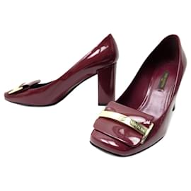 Louis Vuitton-NEW LOUIS VUITTON SHOES  36 PUMPS IN GOLD PLATE & PATENT LEATHER SHOES-Dark red