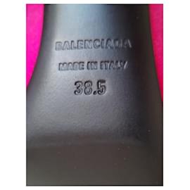 Balenciaga-BB-Fuschia