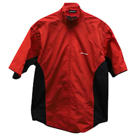 Balenciaga-Balenciaga Short Sleeve Zip Up Shirt in Red Polyester-Other