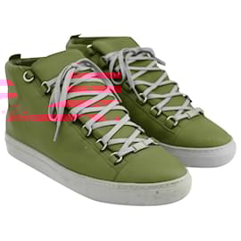 Balenciaga-Balenciaga Arena Sneakers in Rouge Leather-Red
