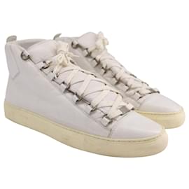 Balenciaga-Balenciaga Arena Sneakers in White Lambskin Leather-White
