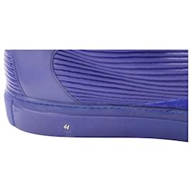 Balenciaga-Balenciaga Paneled Monochrome High Top Sneakers in Blue Leather-Blue
