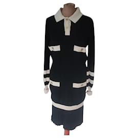 Chanel-Skirt suit-Black