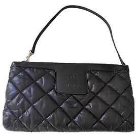 Chanel cocoon clutch bag Black