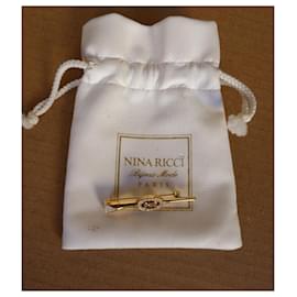 Nina Ricci-la spilla di-Bianco,Gold hardware