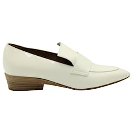 Hermès-Hermes Loafer aus weißem Lackleder-Weiß
