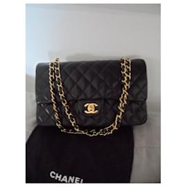 Chanel-Medium Chanel bag-Black