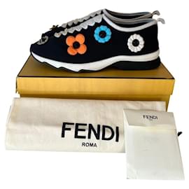 Fendi-Sneakers-Black
