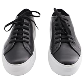 Autre Marque-Sneakers Common Projects Tournament Low Cut in Pelle Nera-Nero