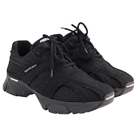 Balenciaga-Balenciaga Phantom Sneakers in Black Polyester -Black