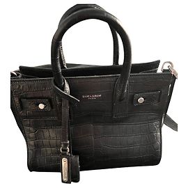 Yves Saint Laurent Bolsa Nano Day Preta em Pele de Crocodilo Preto