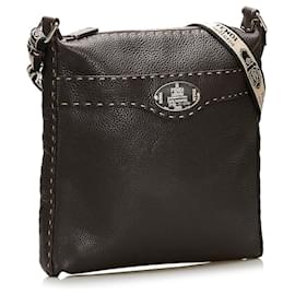 Fendi-Sac à bandoulière Fendi Selleria marron-Marron,Marron foncé