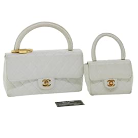 Chanel-CHANEL Matelasse Pair Shoulder Bag Lamb Skin White CC Auth 32416a-White