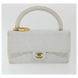 Chanel-CHANEL Matelasse Coppia Borsa a tracolla Pelle di agnello Bianco CC Auth 32416alla-Bianco