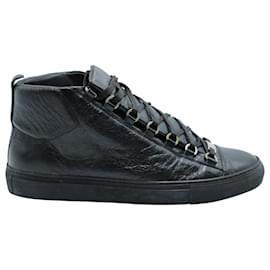 Balenciaga-Balenciaga Arena Sneakers in Black Leather-Black