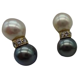 Cartier-Cartier Gold Diamond Pearl Earrings-Multiple colors