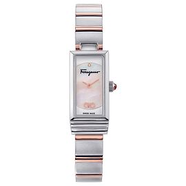Salvatore Ferragamo Ferragamo Essential Perlmuttuhr Silber Metallisch