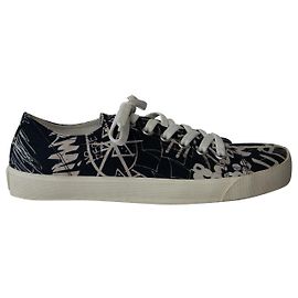 Maison Martin Margiela Sneakers basse Tabi dipinte di Maison Margiela in tela stampata nera Nero