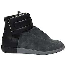 Maison Martin Margiela-Maison Margiela Future High Top Sneakers in Grey Suede-Grey