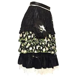 Dolce & Gabbana-Dolce & Gabbana skirt in black silk with white rose and lace trim-Multiple colors