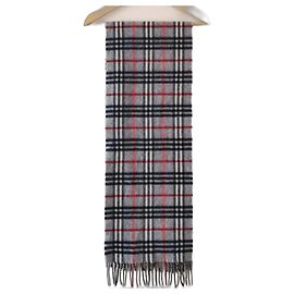 Burberry Men Scarves Grey