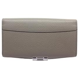 Louis Vuitton-Louis Vuitton Capucines-Grey