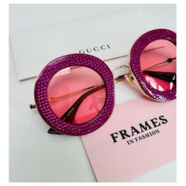 Gucci-Gucci Maison-Dell'Amour-GG sunglasses0113s-012 Fuchsia-Gold-Fuschia