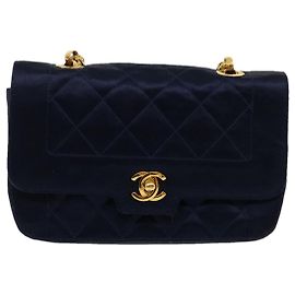 Chanel Diana Blu navy