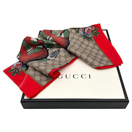 Gucci-Pañuelo Gucci de seda con serpiente-Castaño,Roja