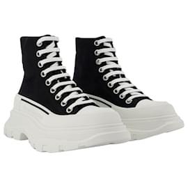 Alexander Mcqueen-Zapatillas Tread - Alexander Mcqueen - Negro/Blanco - Cuero-Negro