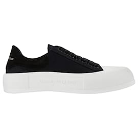 Alexander Mcqueen-Deck Plimsoll Sneakers - Alexander Mcqueen -  Black/White - Canva-Black